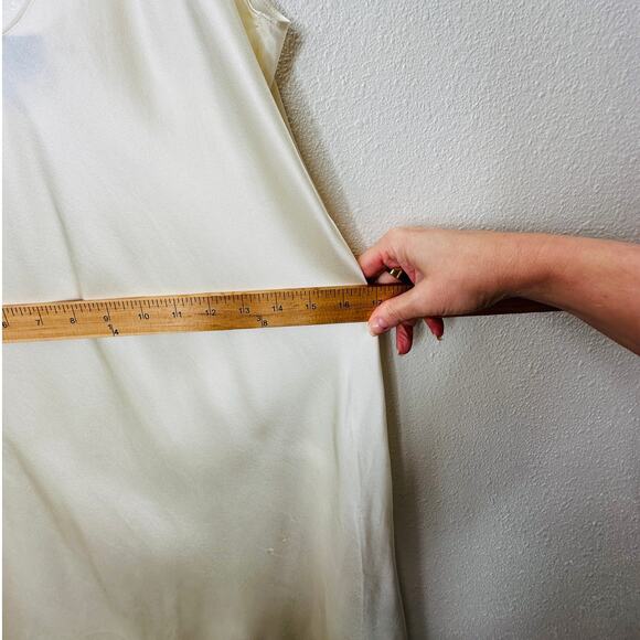 Nili Lotan Cream V-Neck Spaghetti Strap 100% Silk Slip Dress XL - Picture 15 of 16